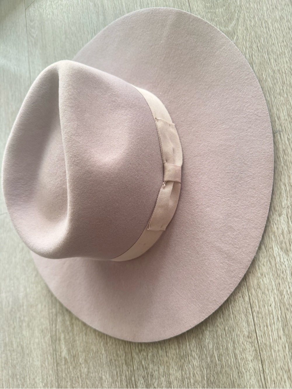 100% Wool Women's Wide-Brim Felt Fedora Hat in Dusty Pink/Lilac Color